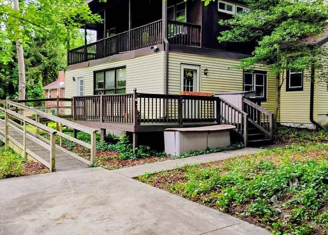 Property at 41 Spring Lake Dr, Clementon, NJ 08021, 4 beds, 2 baths