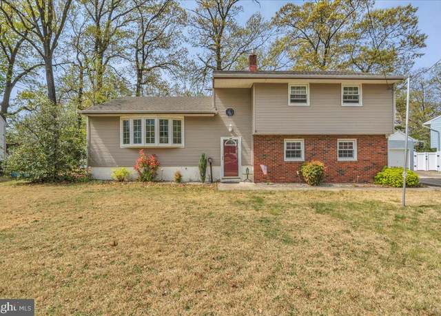 Property at 1210 Glen Ridge Dr, Glassboro, NJ 08028, 3 beds, 1.5 baths