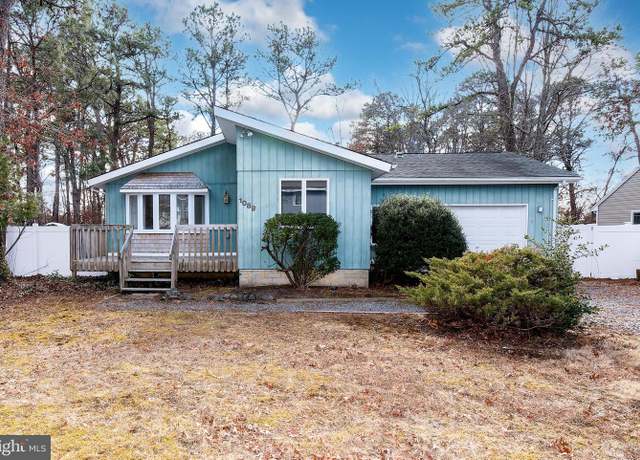 Property at 1089 Fathom Ave, Manahawkin, NJ 08050, 3 beds, 1.5 baths