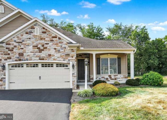 Property at 226 Carmella Dr, Mechanicsburg, PA 17050, 2 beds, 2 baths