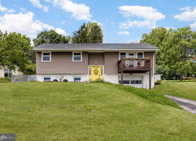 Property at 612 Colonial Dr, Dallastown, PA 17313, 3 beds, 1 bath