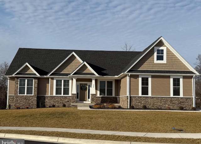 Property at 219 Taggart Dr, Winchester, VA 22602, 4 beds, 3 baths