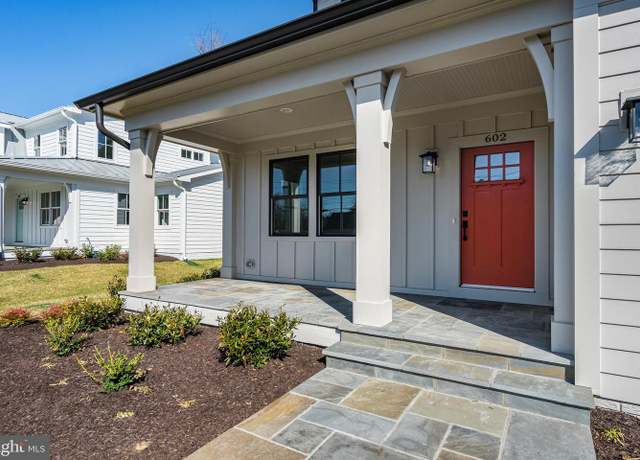 Property at 602 Martin Ave, Middleburg, VA 20117, 5 beds, 4.5 baths
