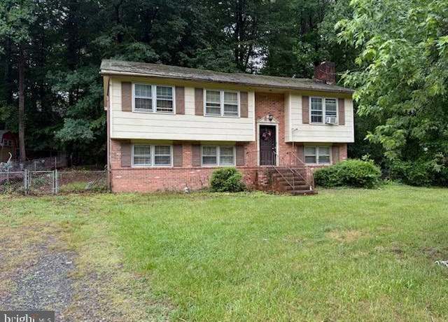 Property at 10902 Meadowlark Ln, Spotsylvania, VA 22553, 3 beds, 1.5 baths