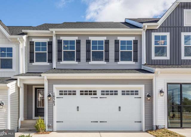 Property at 10632 Afton Grove Ct, Fredericksburg, VA 22408, 4 beds, 3.5 baths