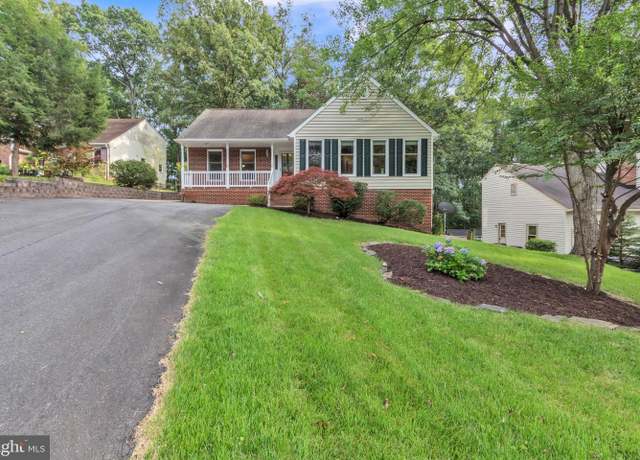 Property at 1041 Portugal Dr, Stafford, VA 22554, 4 beds, 3 baths