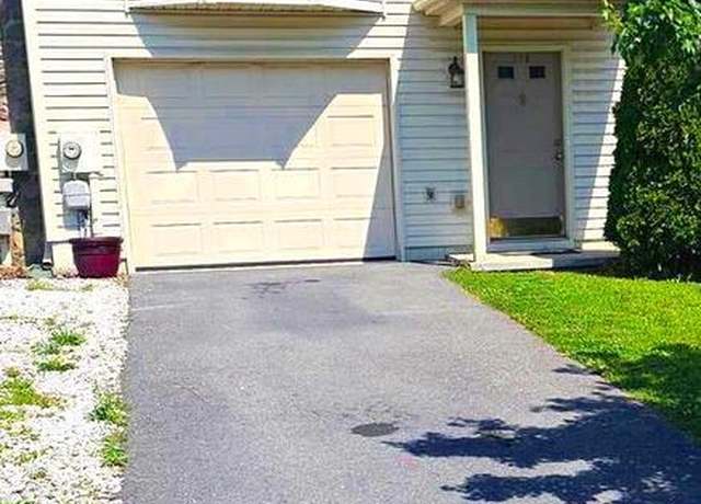 Property at 228 Morlatt Ln, Martinsburg, WV 25404, 4 beds, 3 baths