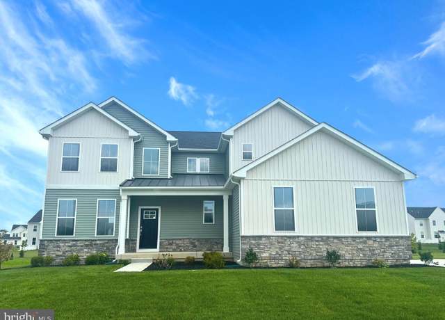 Property at 329 Bronzeleaf Dr W, Middletown, DE 19709, 4 beds, 2.5 baths