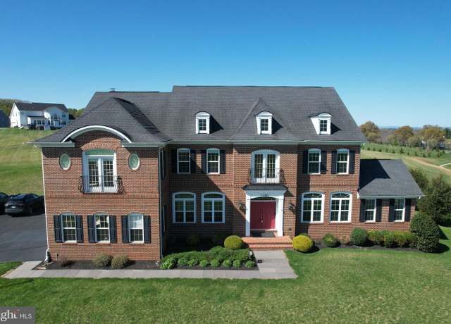 Property at 15841 Seneca Run Ct, Darnestown, MD 20874, 6 beds, 6.5 baths