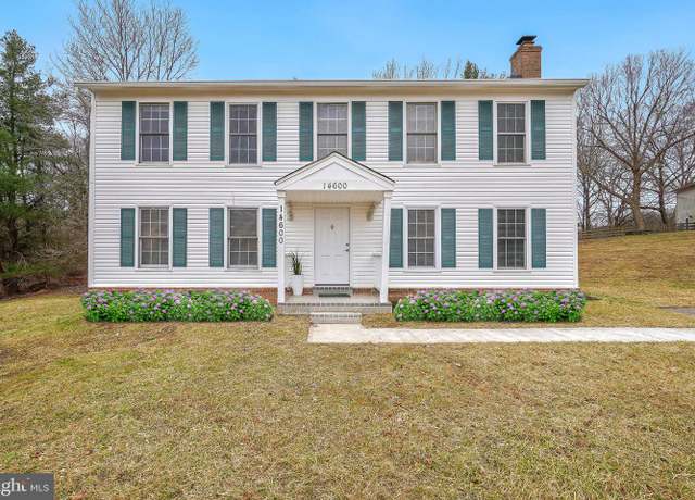 Property at 14600 Quince Orchard Rd, Gaithersburg, MD 20878, 4 beds, 2.5 baths