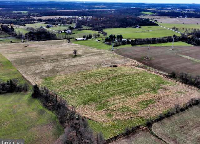Property at 900 Belmont Rd, Gettysburg, PA 17325
