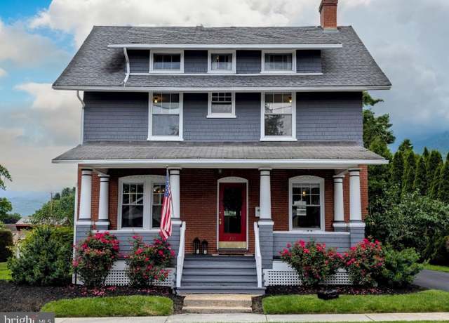Property at 231 S Bedford St, Bedford, PA 15522, 4 beds, 2.5 baths