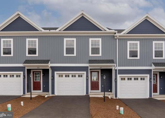 Property at 157 Highpoint Park Dr, Bellefonte, PA 16823, 3 beds, 2.5 baths