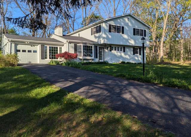 Property at 125 Grandview Rd, State College, PA 16801, 4 beds, 3 baths