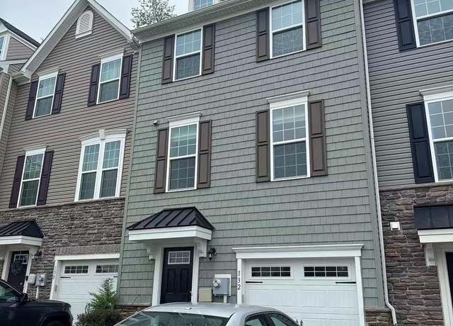Property at 132 Mulberry Dr, Malvern, PA 19355, 3 beds, 2.5 baths