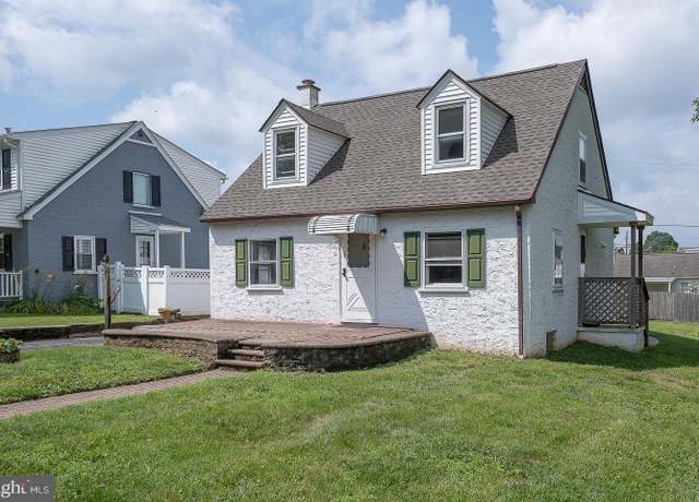 Property at 222 New St, Exton, PA 19341, 3 beds, 2 baths