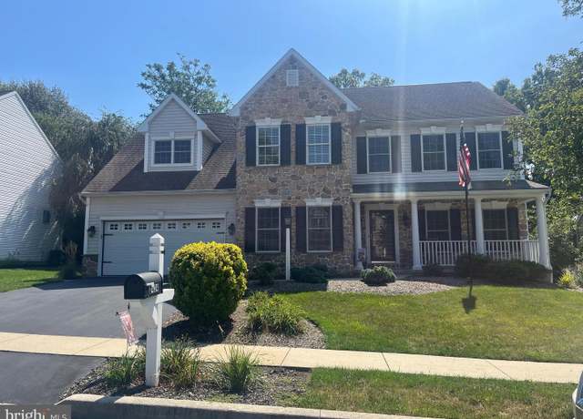 Property at 2424 Raleigh Rd, Hummelstown, PA 17036, 4 beds, 3 baths