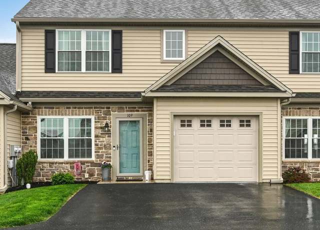 Property at 109 Lindsey Ln, Elizabethtown, PA 17022, 3 beds, 2.5 baths