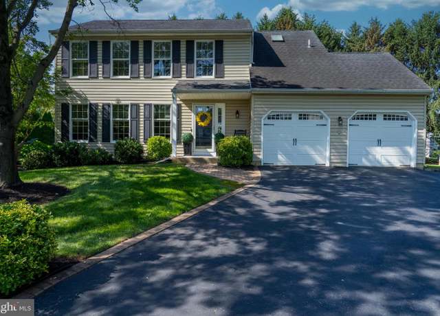 Property at 505 Donegal Ct, Royersford, PA 19468, 4 beds, 2.5 baths