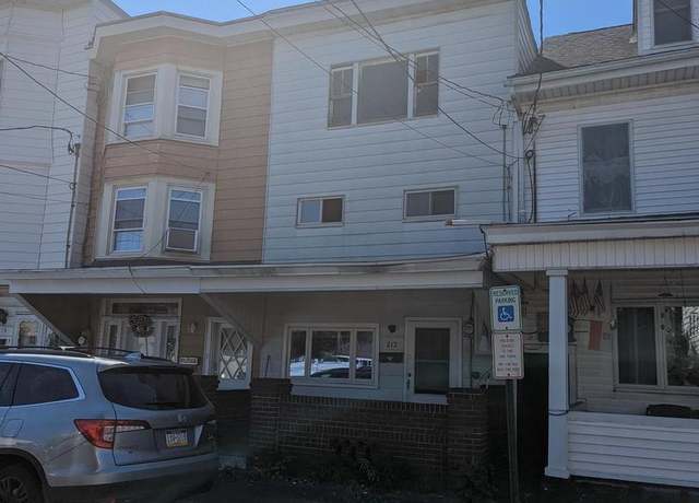 Property at 212 E Lloyd St, Shenandoah, PA 17976, 3 beds
