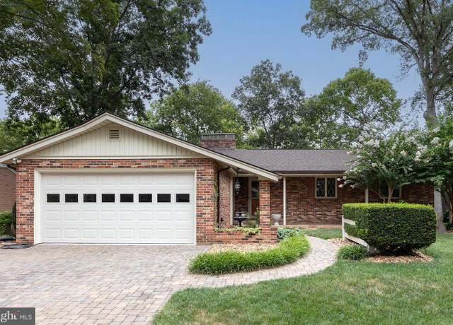 Property at 120 Armstrong Pl, Winchester, VA 22602, 4 beds, 2.5 baths