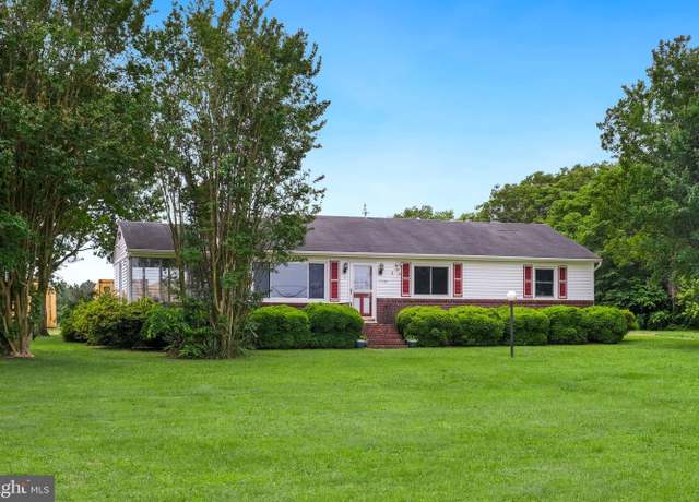 Property at 12610 Northumberland Hwy, Heathsville, VA 22473, 2 beds, 1 bath