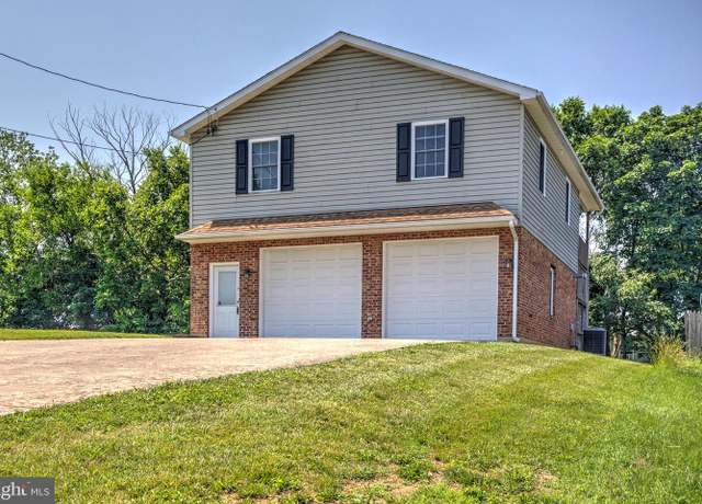 Property at 363 Alsberry St, Strasburg, VA 22657, 1 bed, 2 baths