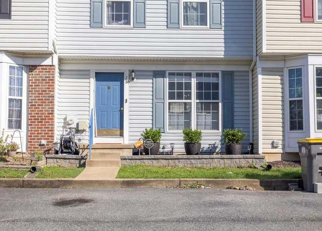Property at 28 Lisa Dr, Newark, DE 19702, 3 beds, 2.5 baths