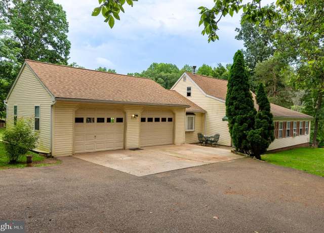 Property at 721 Ragan Rd, Conowingo, MD 21918, 4 beds, 1 bath