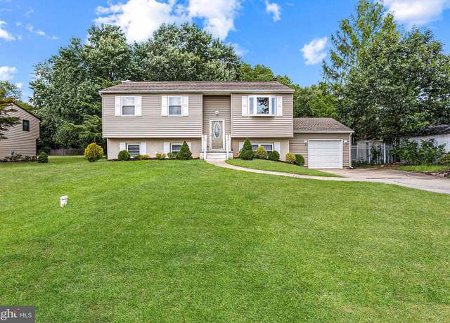 Property at 6 Latham Way, Sicklerville, NJ 08081, 3 beds, 3 baths