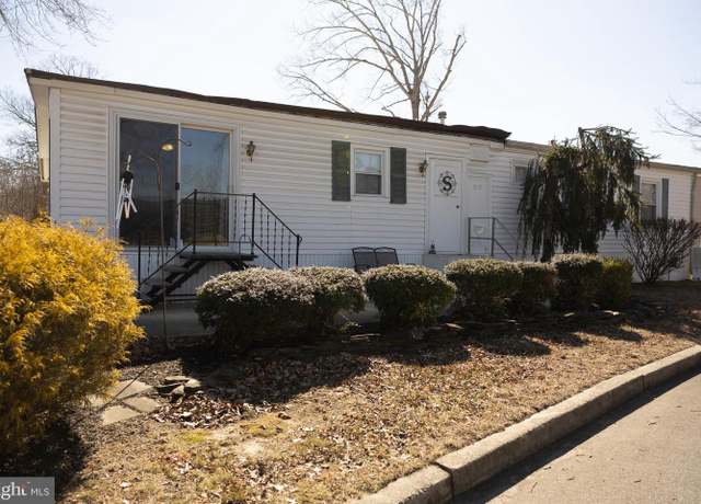 Property at 167 New Hope Ln, Williamstown, NJ 08094, 3 beds, 2 baths