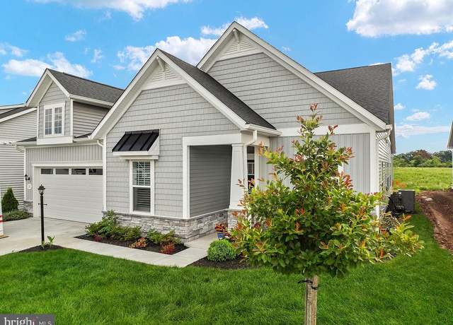 Property at 374 Lively Stream Way, Gettysburg, PA 17325, 2 beds, 2.5 baths