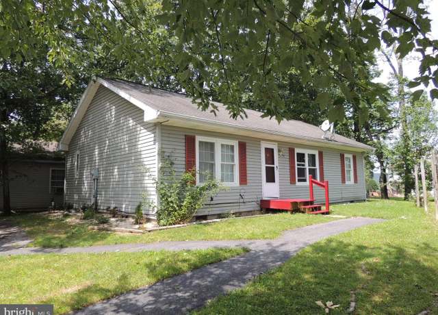 Property at 134 Ghaner Dr, State College, PA 16803, 3 beds, 2 baths