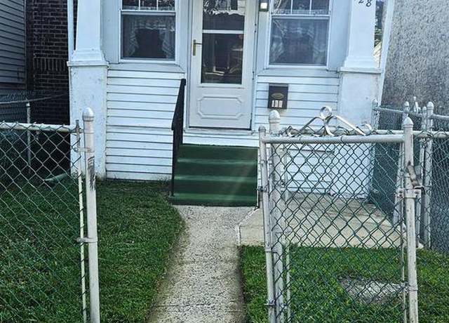 Property at 128 E Cooke Ave, Glenolden, PA 19036, 2 beds, 1.5 baths