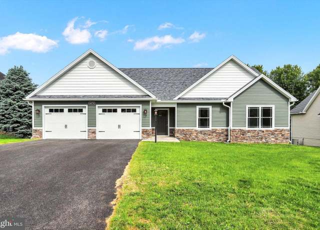 Property at 6279 Oak Leaf Ln N, Fayetteville, PA 17222, 3 beds, 2 baths
