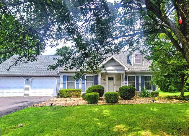 Property at 768 Franklin Square Dr, Chambersburg, PA 17201, 3 beds, 2 baths