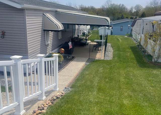 Property at 219 Winding Brook Run, North Wales, PA 19454, 2 beds, 1.5 baths