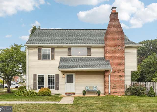 Property at 2215 Mulberry Ct, Lansdale, PA 19446, 3 beds, 2.5 baths