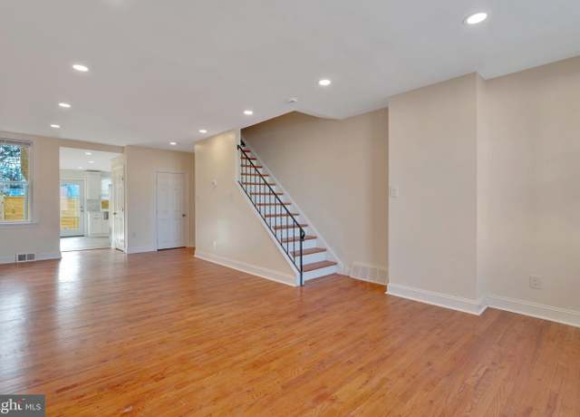 Property at 5726 Walnut St, Philadelphia, PA 19139, 5 beds, 2.5 baths