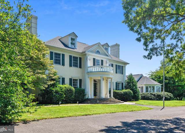 Property at 6437 Blantyre, Warrenton, VA 20187, 5 beds, 5 baths