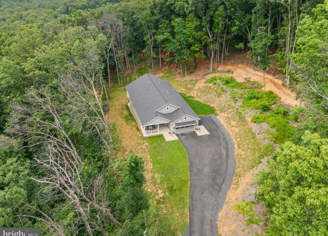 Property at 601 Fall Run Ln, Winchester, VA 22602, 3 beds, 2 baths