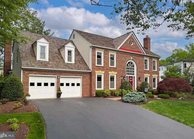 Property at 12921 Oak Lawn Pl, Oak Hill, VA 20171, 4 beds, 3.5 baths
