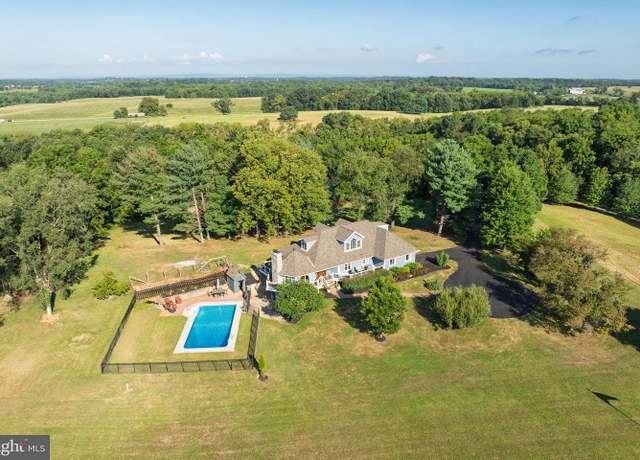 Property at 407 Engle Molers Rd, Harpers Ferry, WV 25425, 5 beds, 4 baths