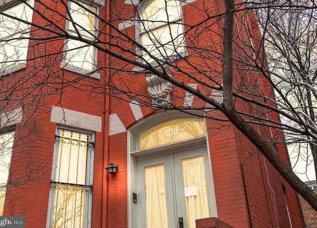 Property at 720 A St SE, Washington, DC 20003, 7 beds, 4.5 baths
