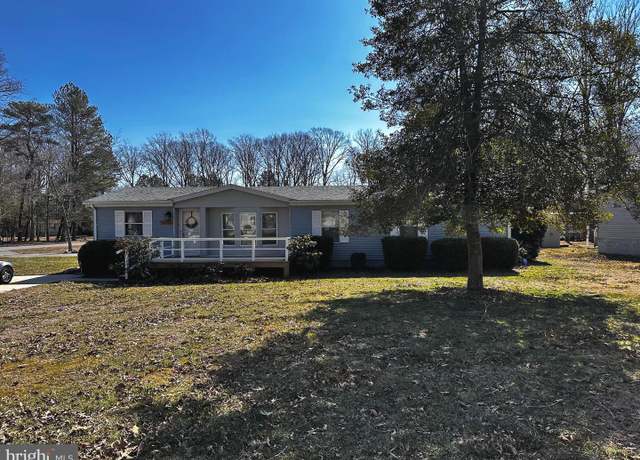 Property at 31785 Schooner Dr, Millsboro, DE 19966, 3 beds, 2 baths
