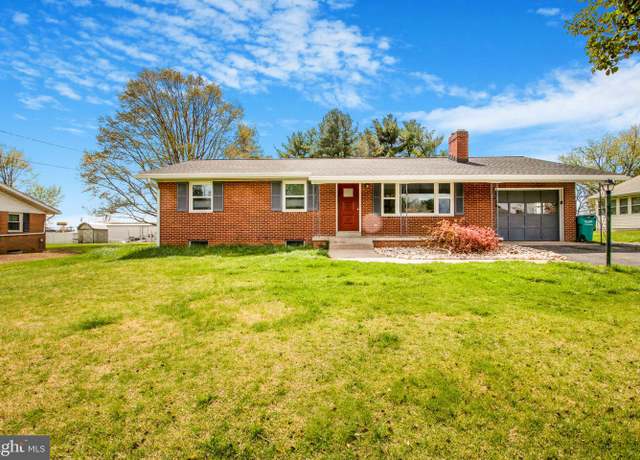 Property at 7906 Longmeadow Dr, Frederick, MD 21701, 3 beds, 1.5 baths