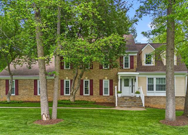 Property at 4636 Cherry Valley Dr, Rockville, MD 20853, 5 beds, 3.5 baths