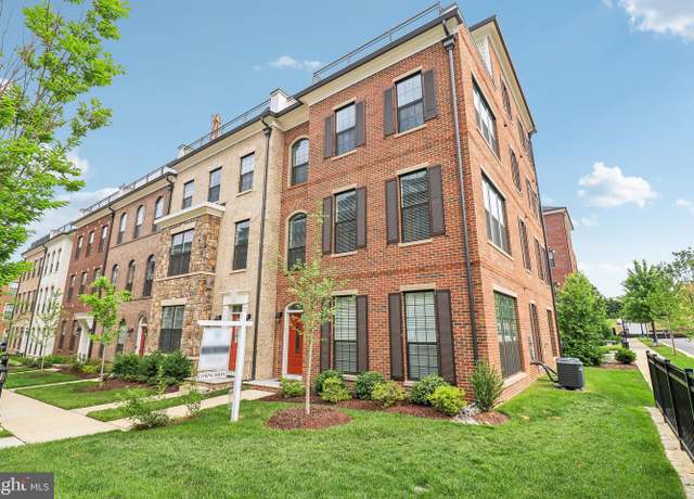 Property at 523 Triggerfish Dr, National Harbor, MD 20745, 3 beds, 4 baths