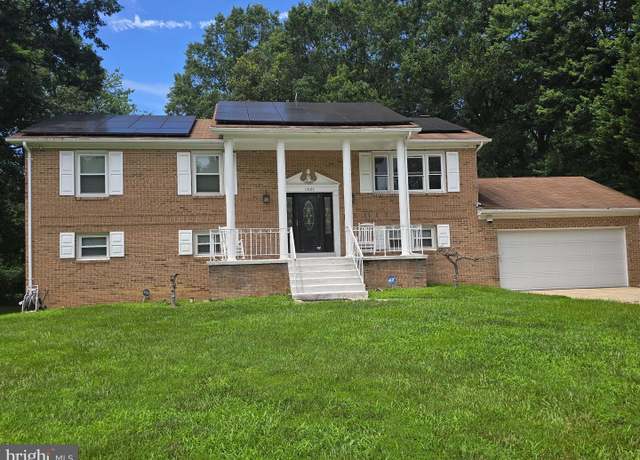 Property at 11965 Autumnwood Ln, Fort Washington, MD 20744, 4 beds, 3 baths