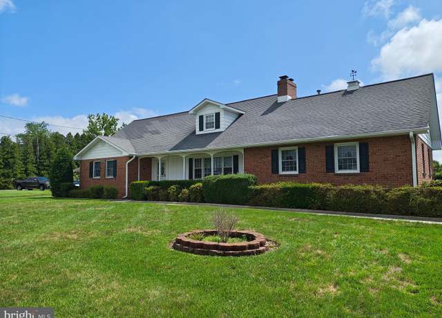 Property at 191 Redcrest St, Vineland, NJ 08361, 4 beds, 3 baths